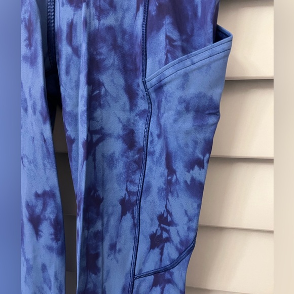 LULULEMON Fast and Free (old style) Diamond Dye Leggings with Pockets - Picture 3 of 4